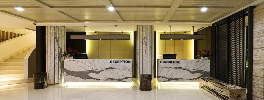 Bumi Segah Hotel Tanjung Redep Exterior photo